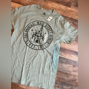 NWT Disney Adult‎ Shirt- Small